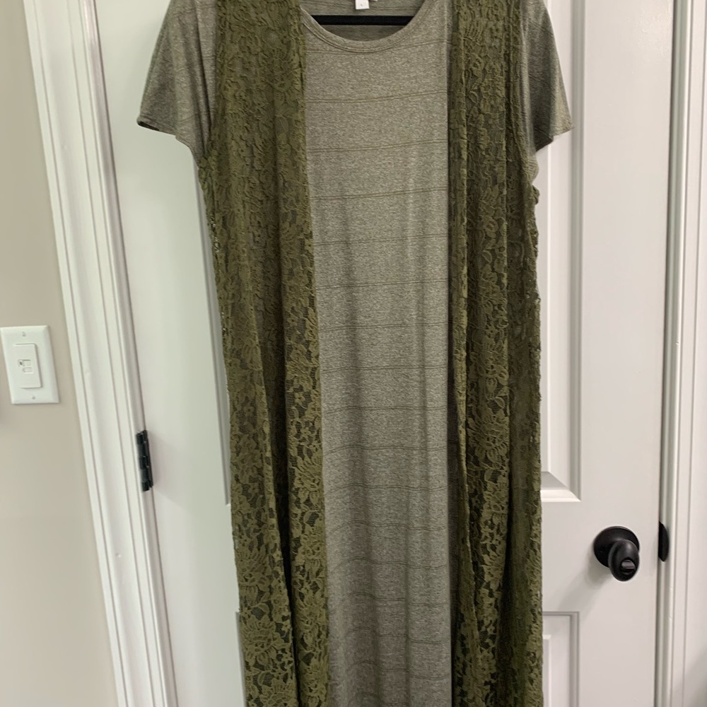 Nwot Large María with Medium lace joy